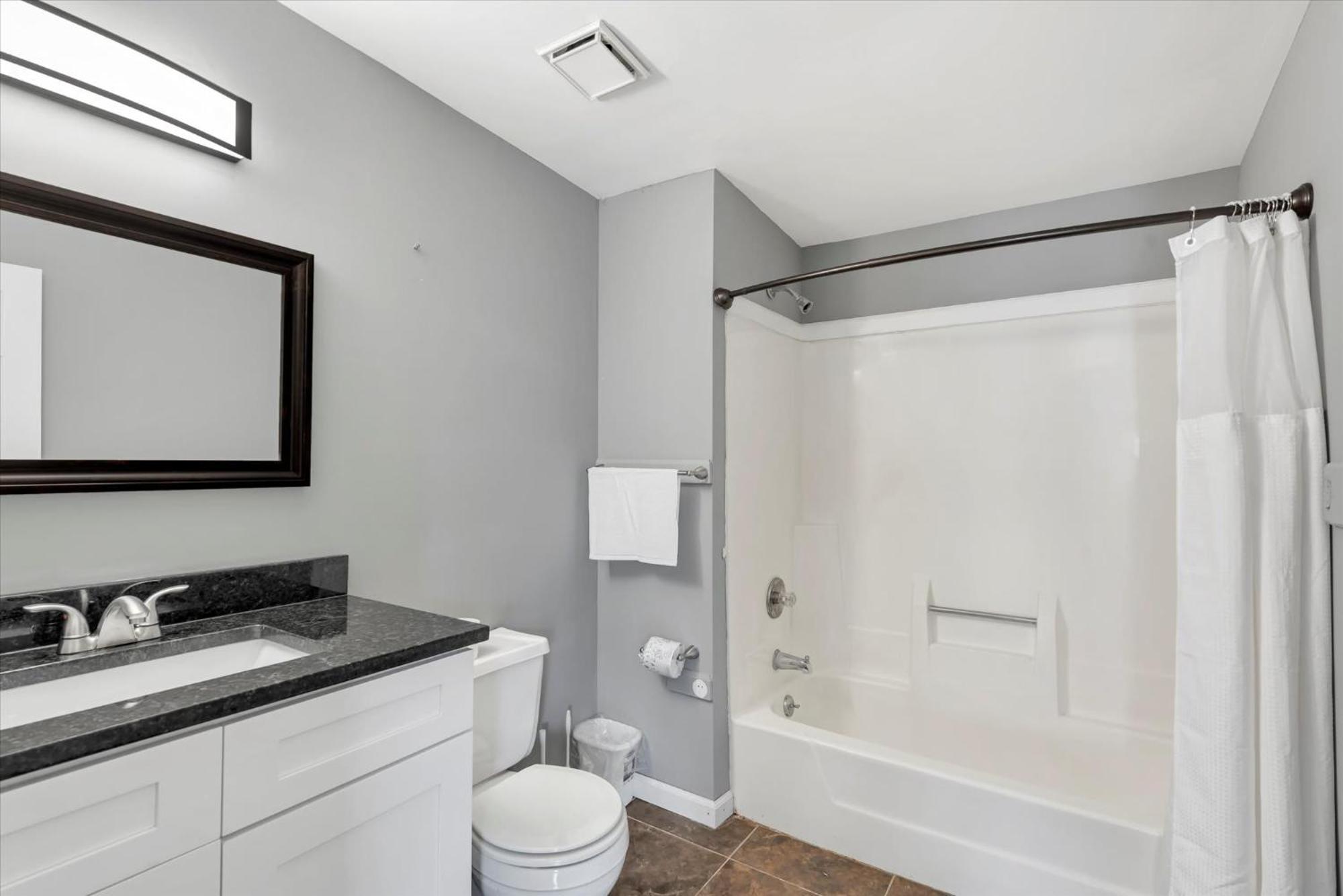 Вилла Amazing Recently Rehabbed Stl Unit In Prime Soulard Location 713A Сент-Луис Экстерьер фото